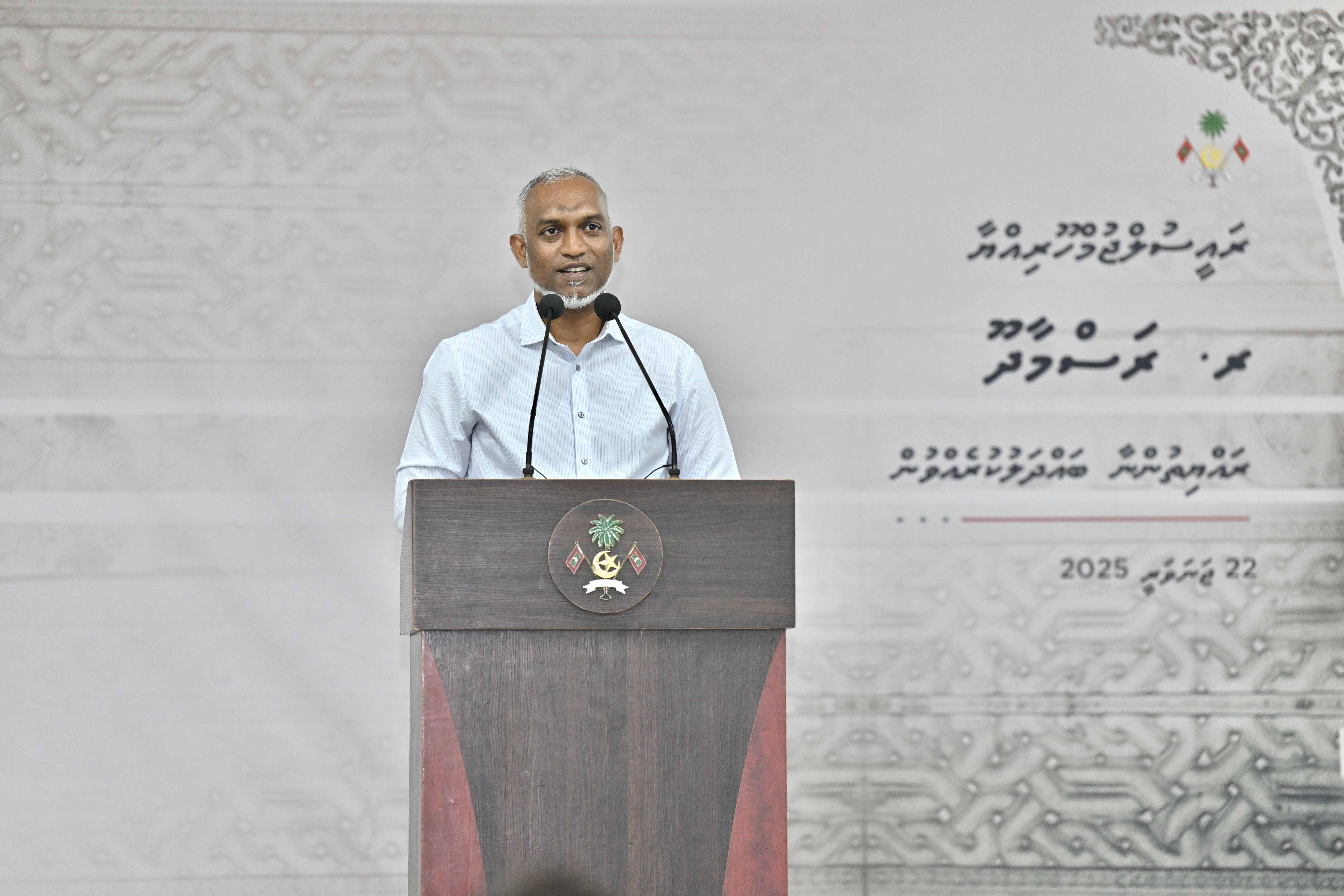 ރަސްމާދޫ އެންޓަނާ ބަދަލުކޮށްދެއްވާނެކަމަށް ރައީސް ވިދާޅުވެއްޖެ